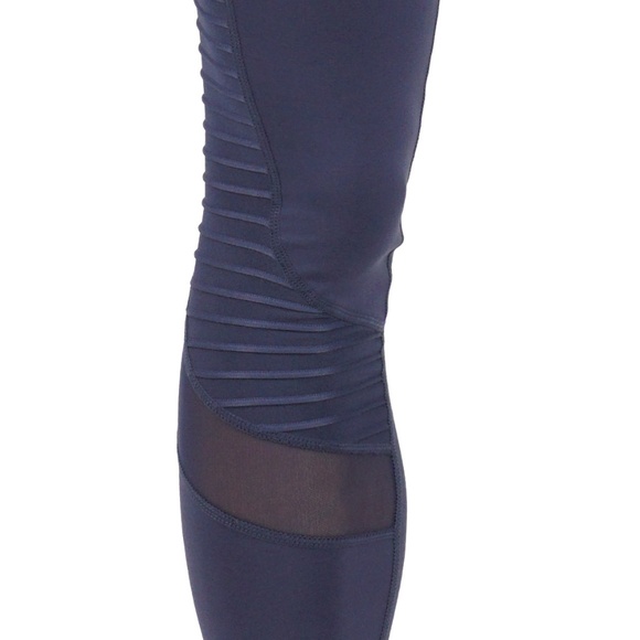 Workout leggings with mesh cutouts 647 - Picture 5 of 7